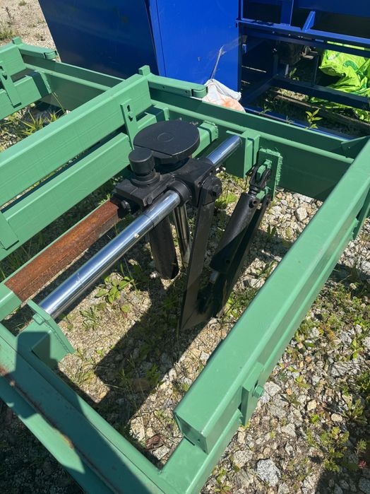 Trak taśmowy z hydraulika