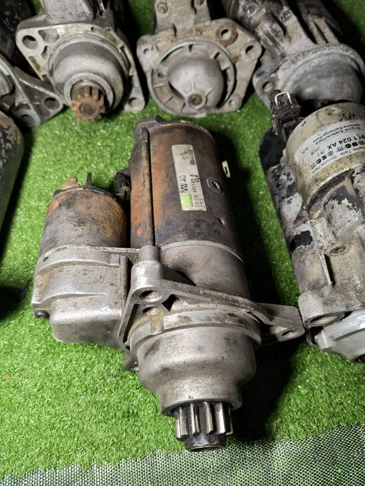 Стартер стартір стартєр