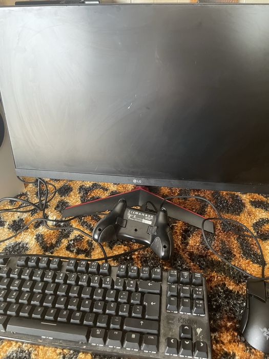 Setup Gaming Completo — Xbox Series S + Comando + Monitor 144hz+ Teclado + Rato