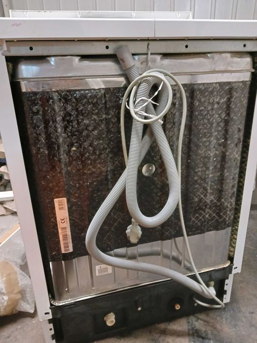 Máquina de Lavar Loiça Candy Brava CDPN 4D620PW 16