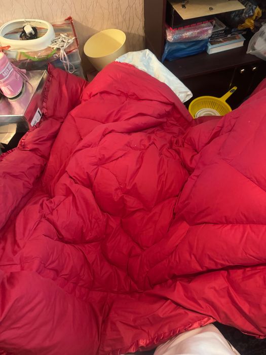 Продам одеяла и наматрасники