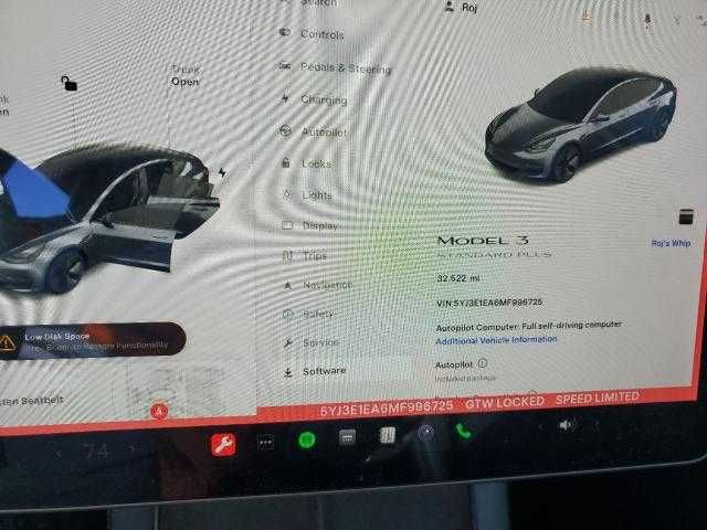 Електромобіль Tesla Model 3 Long Range 2022 року з США