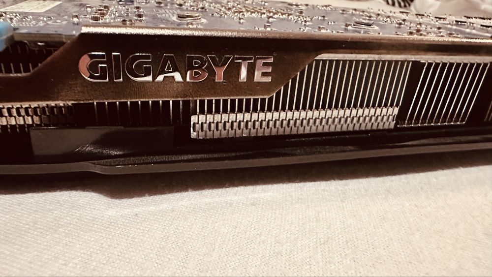 Karta graficzna Gigabyte Radeon HD 7970 3GB