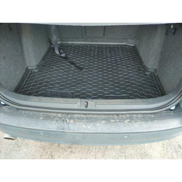 Автогум коврик в багажник Skoda Шкода Octavia/Fabia/Karoq/Kodiaq/Rapid