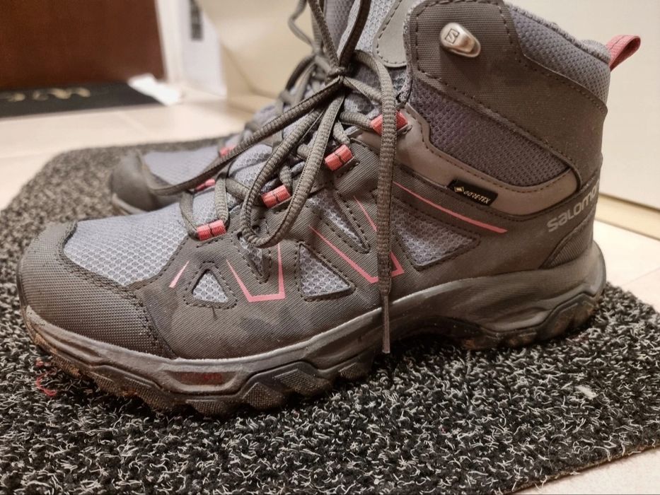 Damskie wyswysokie buty trekingowe Salomon Tibai GTX