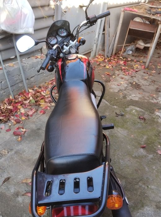 Мотоцикл bajaj boxser125