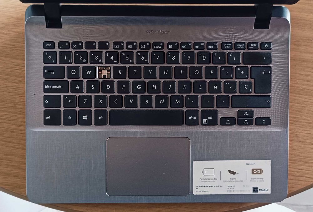 Portátil ASUS para peças ou reparação