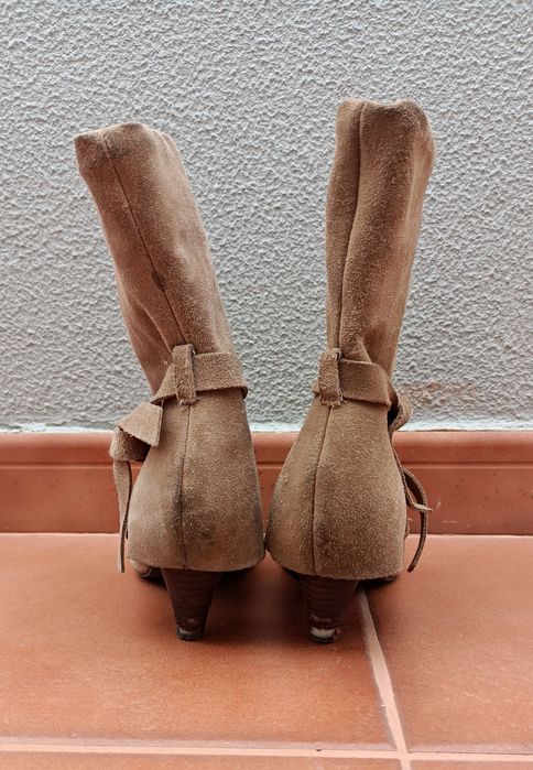 Botins Pull and Bear