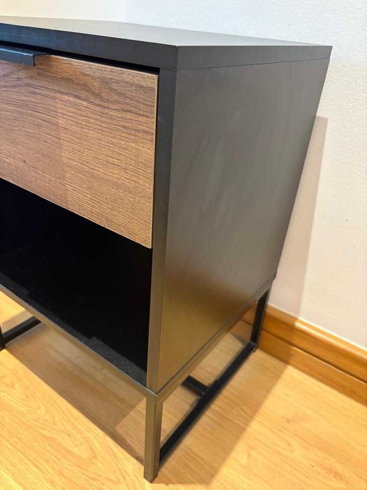 Mesa de cabeceira CASA