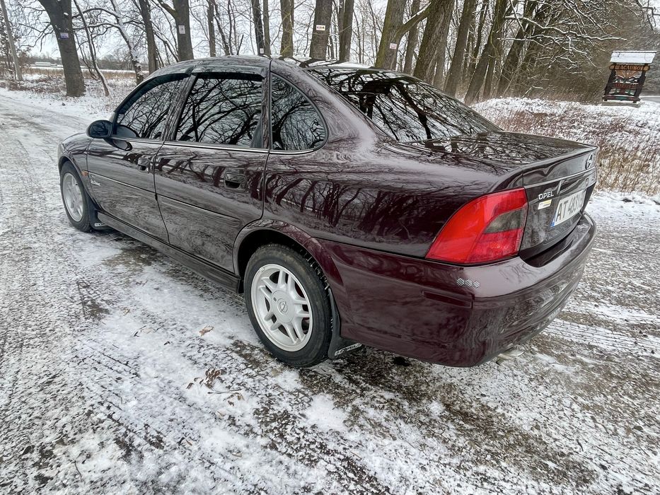 Продам Opel Vectra 1.6 16v