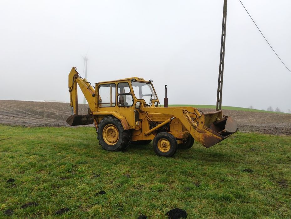 Koparko - ładowarka FORD 4500 / 3 cyl. Perkins