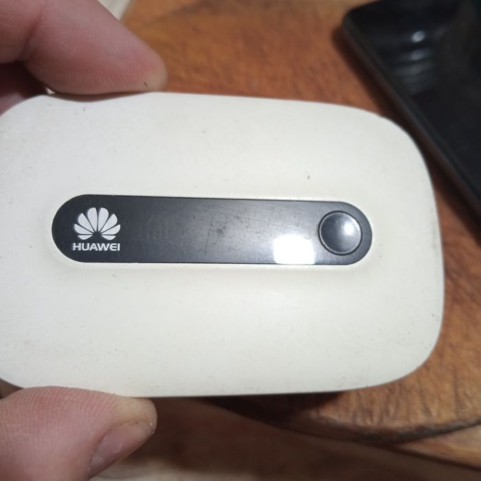 Вай фай модем без крышки и аккумулятора