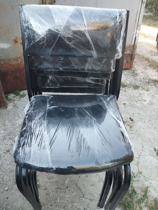 Продам стулья офисные
