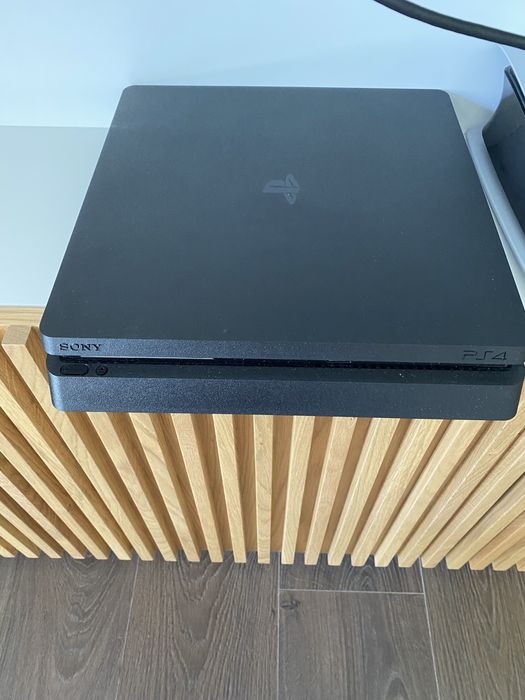 Playstation 4 *como nova