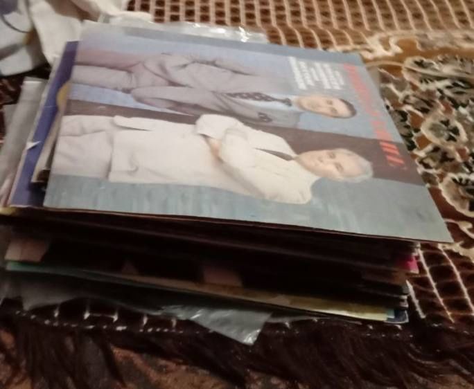 Радиола с проигровптелем и колонками