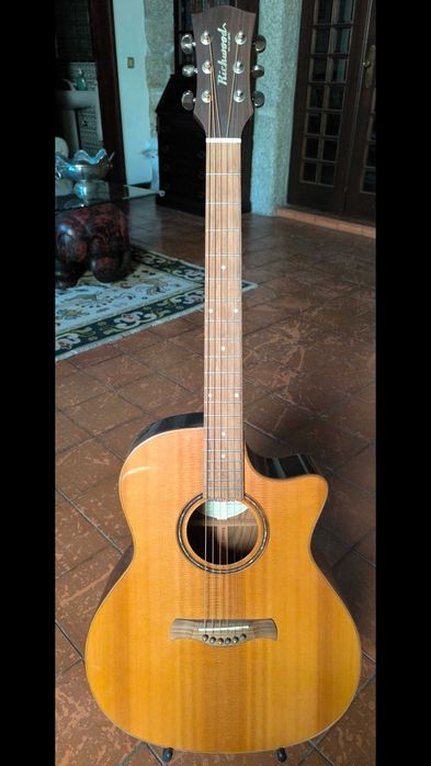 Guitarra Folk Richwood como nova.