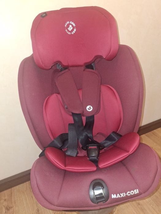 Дитяче автокрісло MAXI-COSI 4500гр