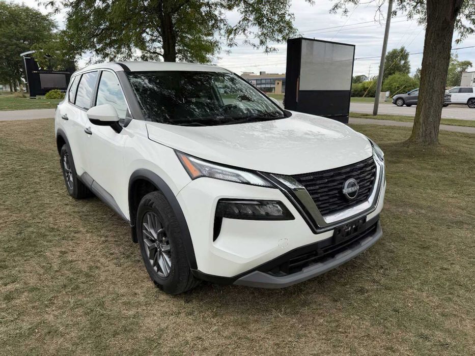 Nissan Rogue      2022