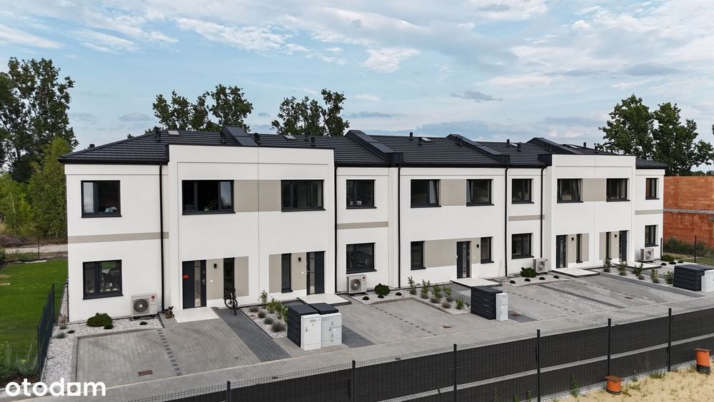 Dom z ogrodem/ogrzewanie podłogowe/pompa ciepła