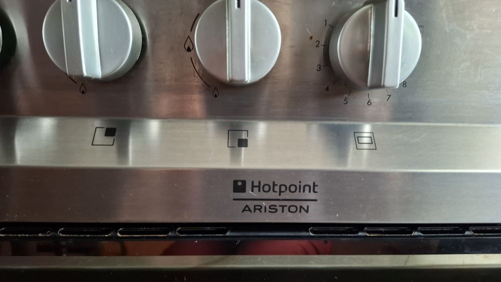Fogão a gás Hotpoint ARISTON