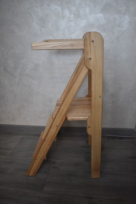 Вежа Монтессорі, вежа помічника.