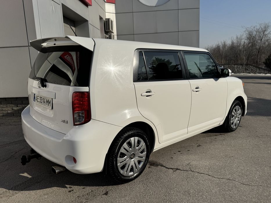 Продам тойоту скион