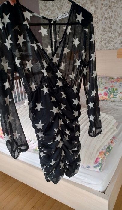 Seksowna prześwitująca sukienka od DeeZee