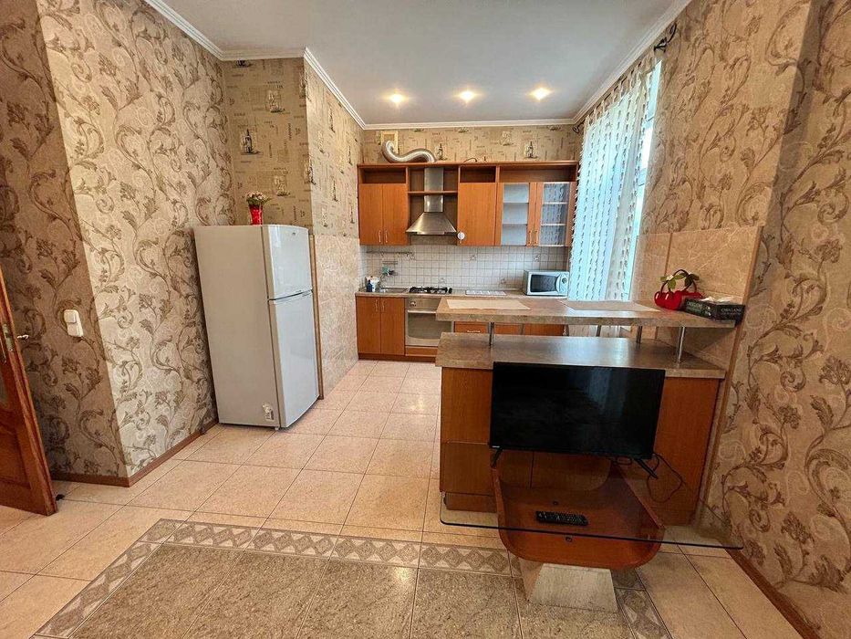 Здам двокімнатну квартиру по Тараса Шевченко б. м.Театральна