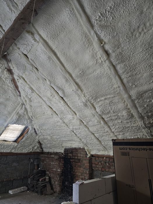 Утеплення Пінополіуретаном,Піною(ППУ)дахів,перекриття,каркасники,ангар