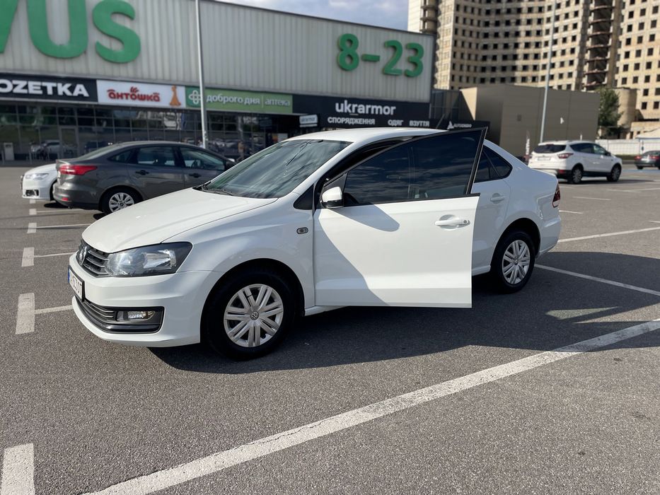 Volkswagen polo 2019 рік