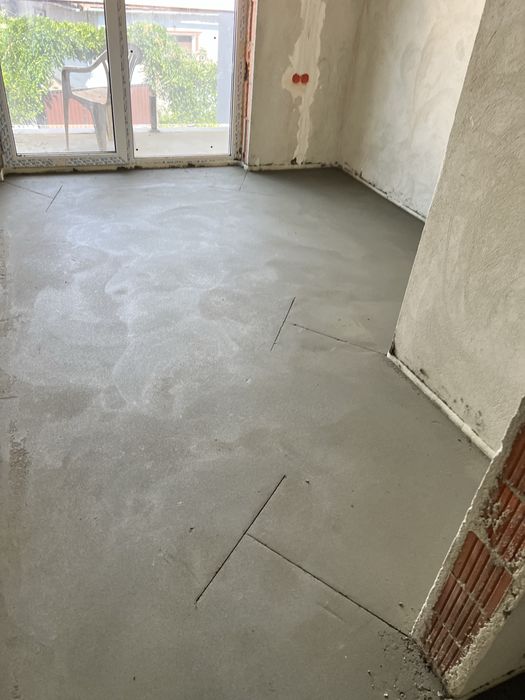 Стяжка підлоги (напівсуха)
