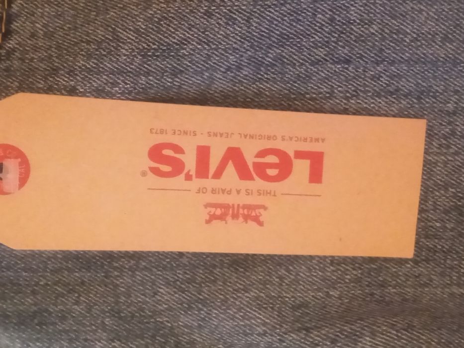 Продам джинсы НовыеLevis 511