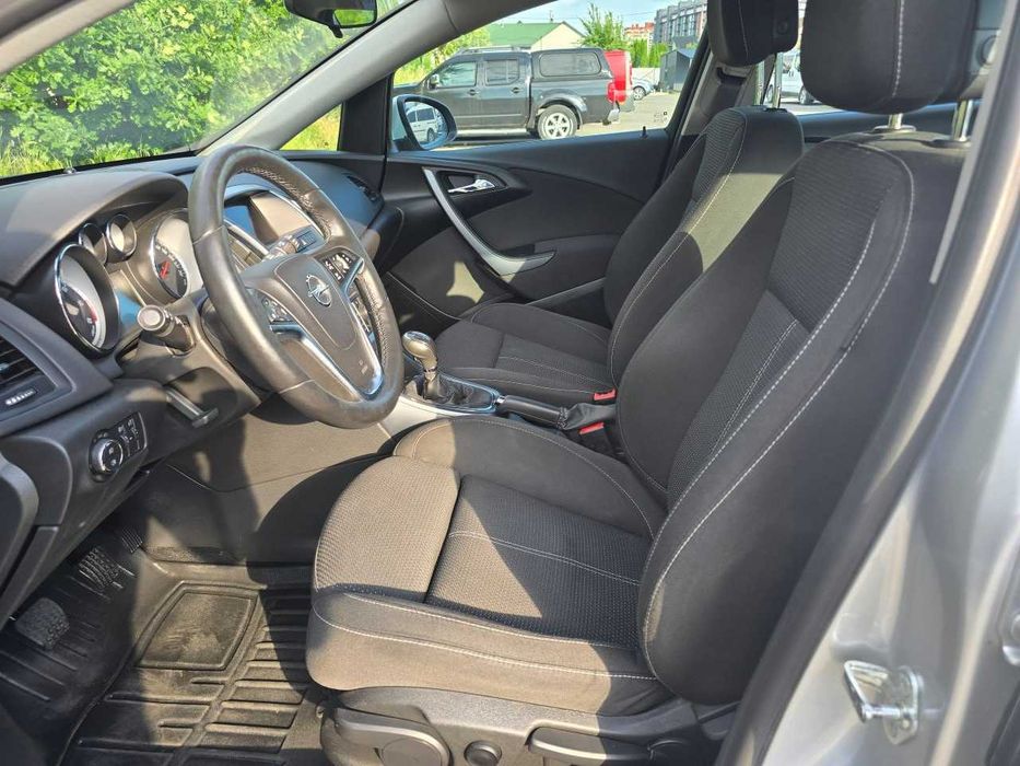 Продам  Opel Astra 2016. Можна в розстрочку, під викуп.