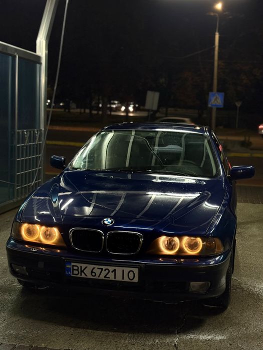 Автомобіль Bmw e39
