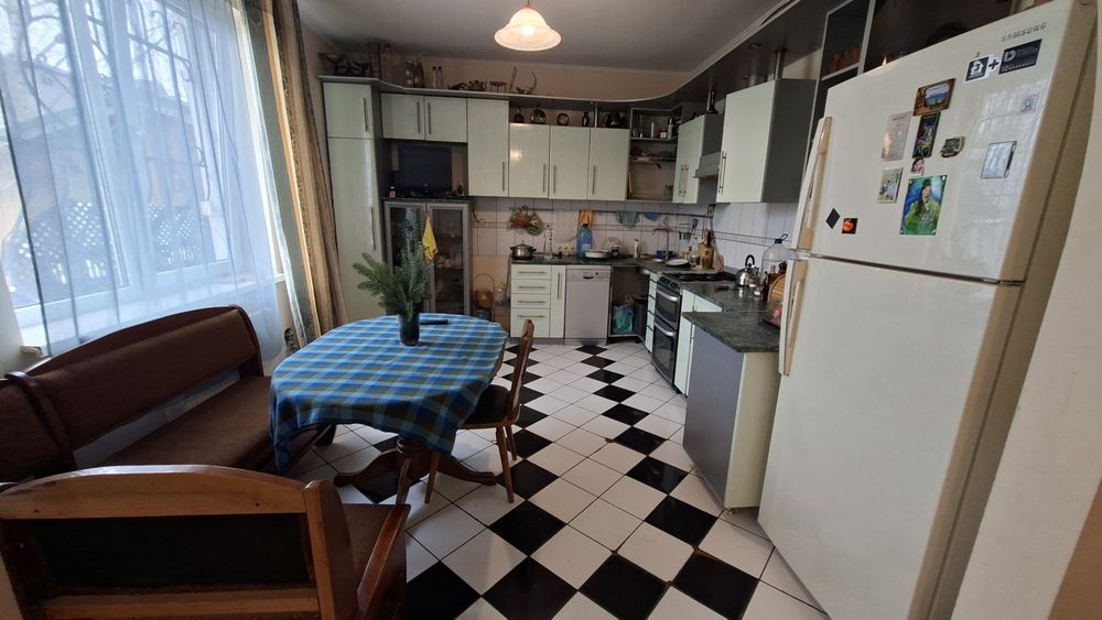 Продаж будинок 300м², ділянка 7сот. КАСКАД Арсен Епіцентр Школа. Бізнес Хостел Готель СТО
