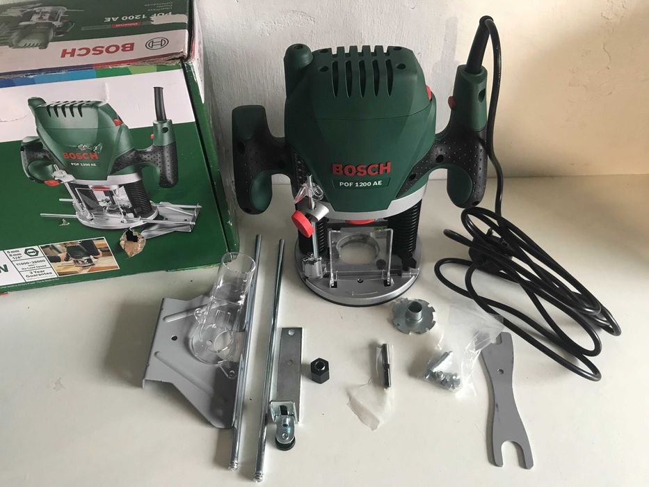 Фрезер Bosch POF 1200 AE, 1200 Вт.,цанга 8 мм., з Англії