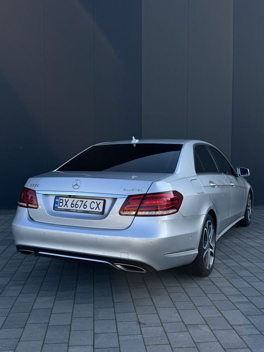 Mercedes-Benz E250 4 Matic
