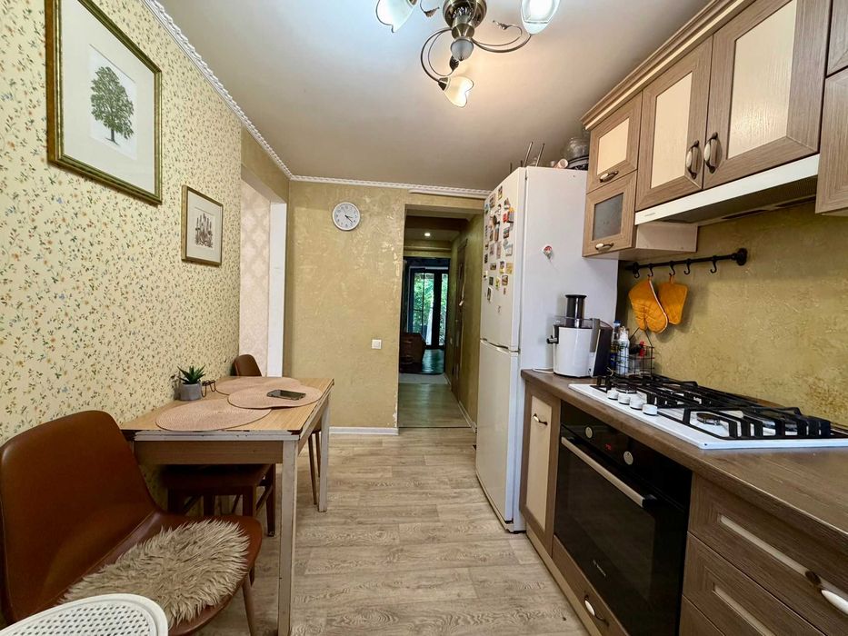 Продаю 2-кімнатну квартиру, Центр, Вадима Благовісного \ Шнеєрсона. Ц5 - View 2