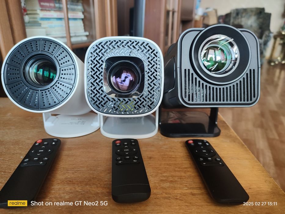 Продам кинопроектор(видеопроэктор))