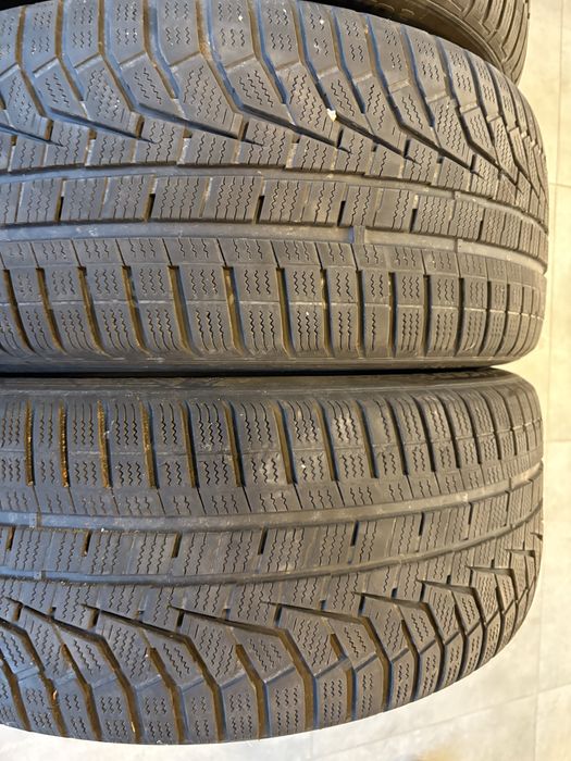 Zimowe opony hankook 235/45R19