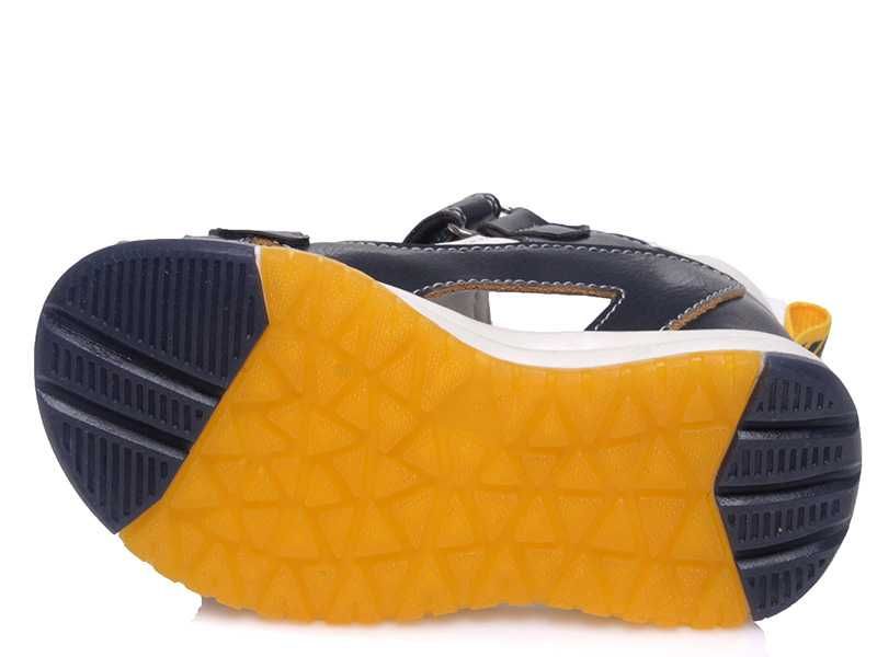 Босоніжки для хлопчика із закритим носком Weestep р  22  24