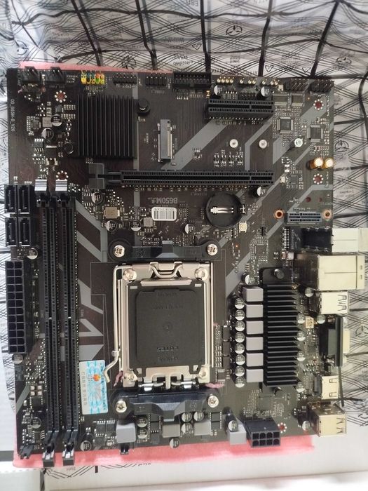 Материнська плата HUANANZHI B650M-B PRO (V1.00) AM5 DDR5 НОВА