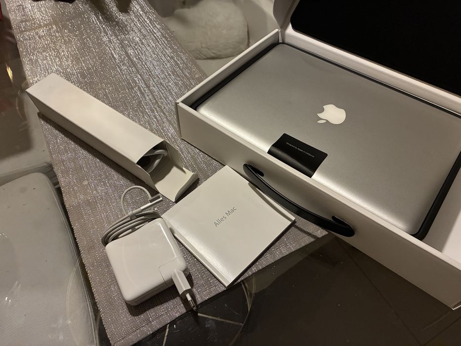 MacBook pro 1TB SSD i7 A1278