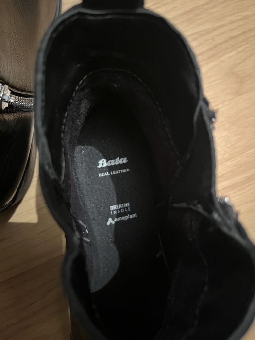 Buty skorzane r. 38/39 firma Bata