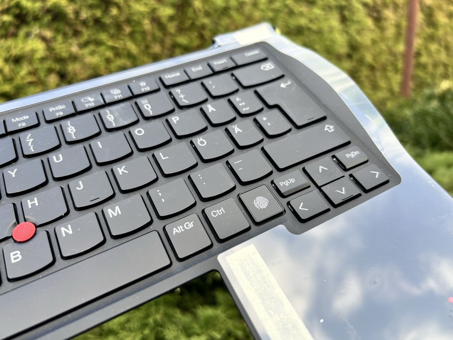 Топкейсы и клавиатуры в сборе для Lenovo ThinkPad / оригинал