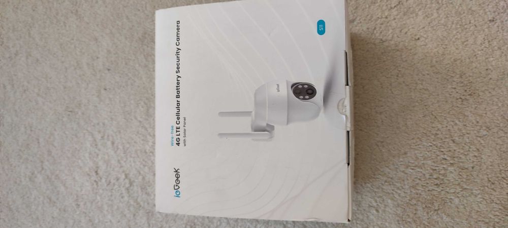 Kamera zewnętrzna ieGeek S11 4G LTE z panelem solarnym biała