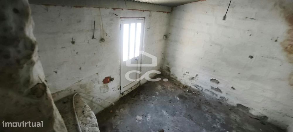 Moradia para Restauro Caldas de Vizela