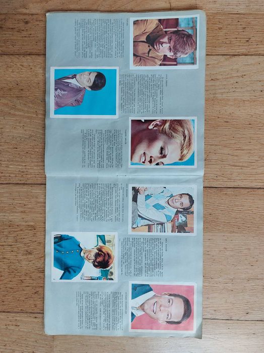 Caderneta de cromos "Ídolos do cinema e da canção - 1969" - Completa