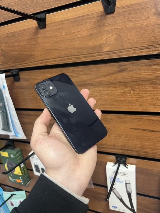 iPhone 12 64gb / Айфон / Телефон