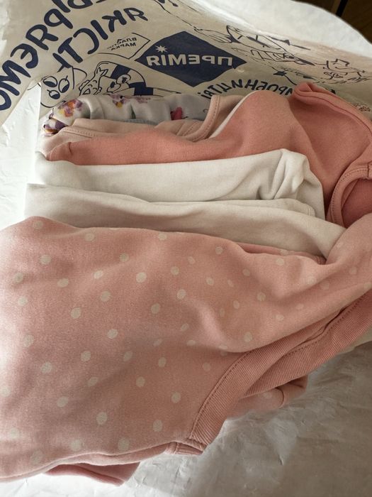 Віддам речі для дівчинки 1.5 роки орієнтовано.